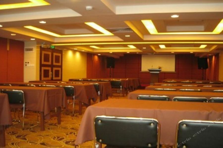 Hotel Grand Kingdom