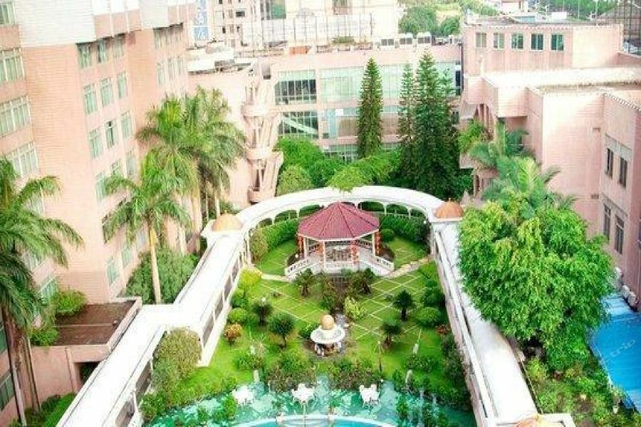 Hotel Zengcheng 4*