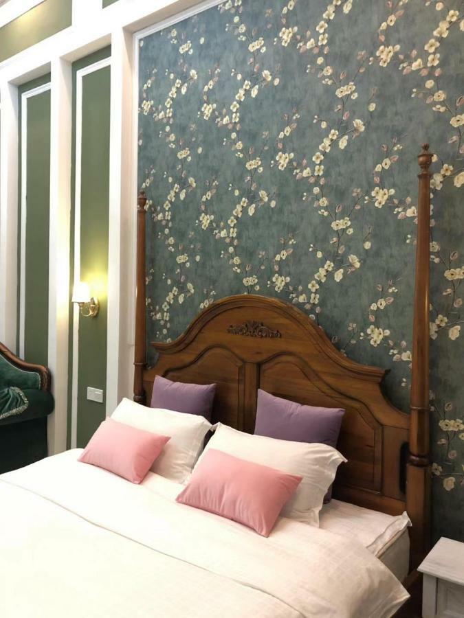 April Fair Duplex South Railway Station Ao Yuan Yue Shi Dai Branch Apartment Guangzhou