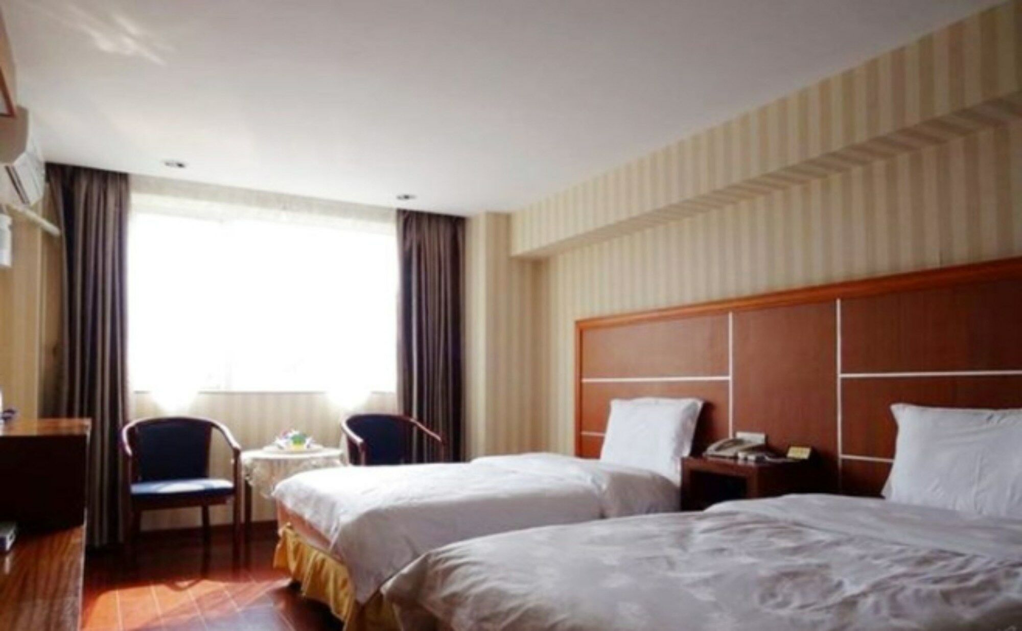 Hotel Miya Shahe Branch