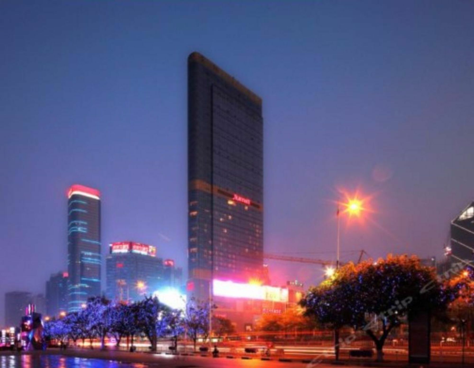 Zhengjia Centre Hotel
