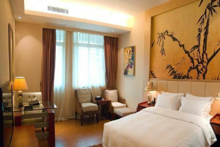 Hotel J-hotel