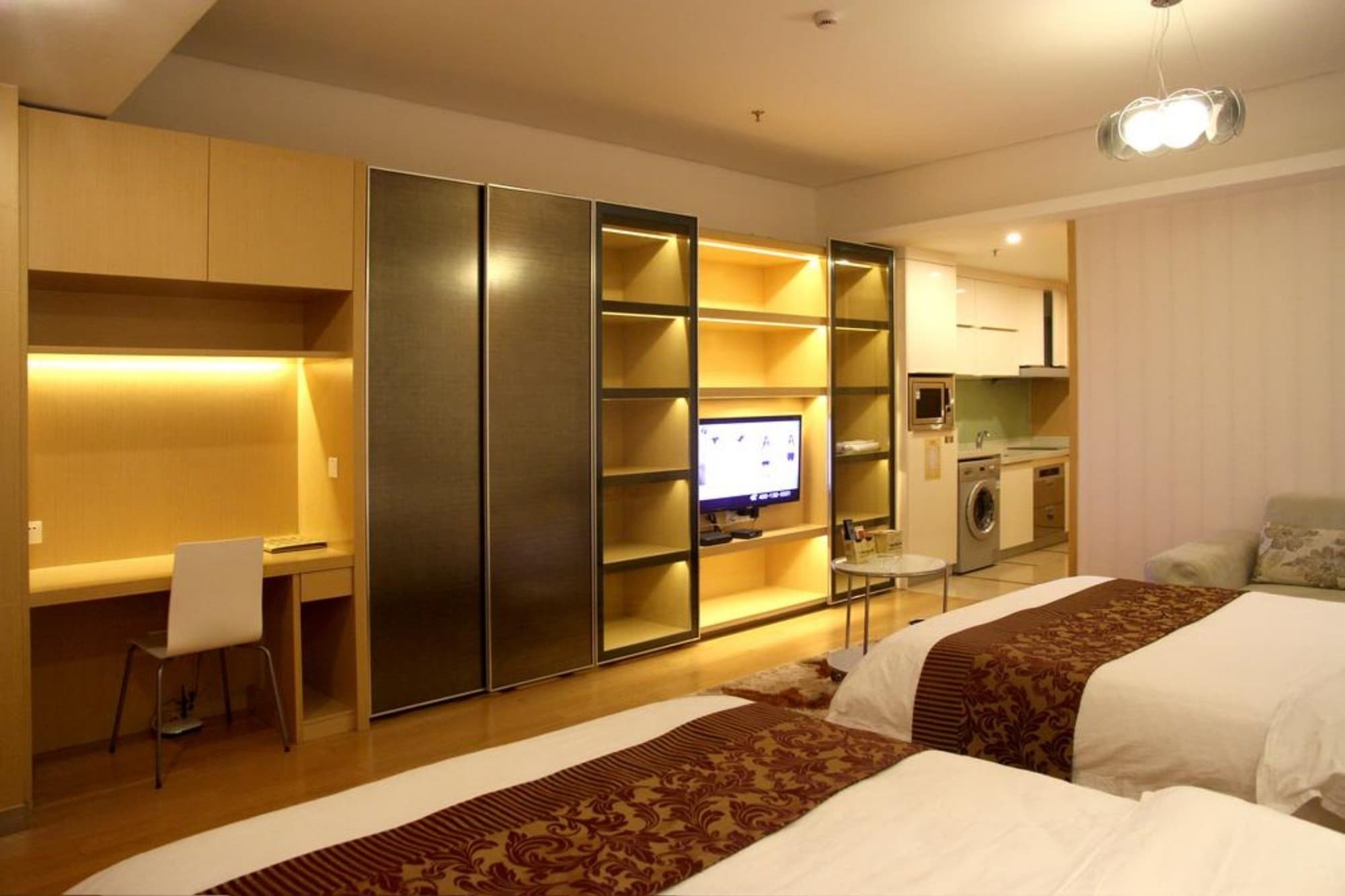 Hee Haha Aparthotel