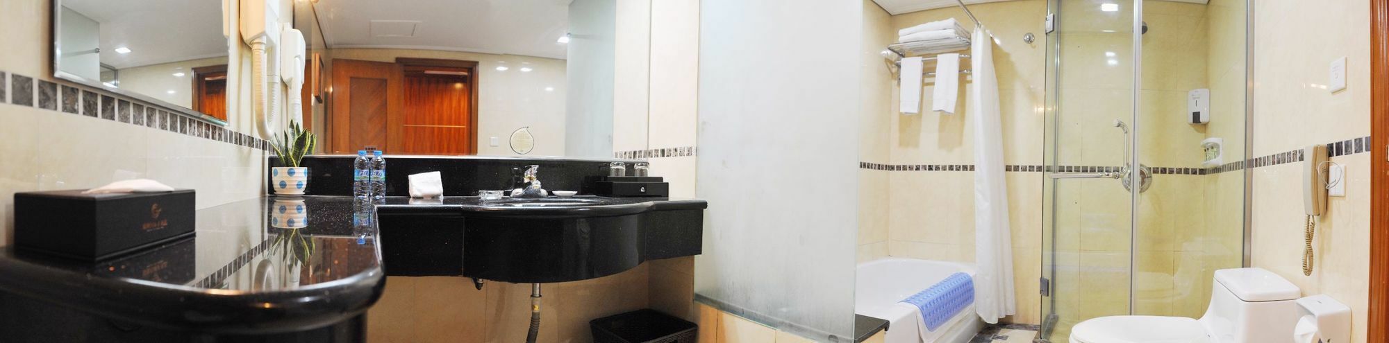 Chenzhou International Hotel 4*