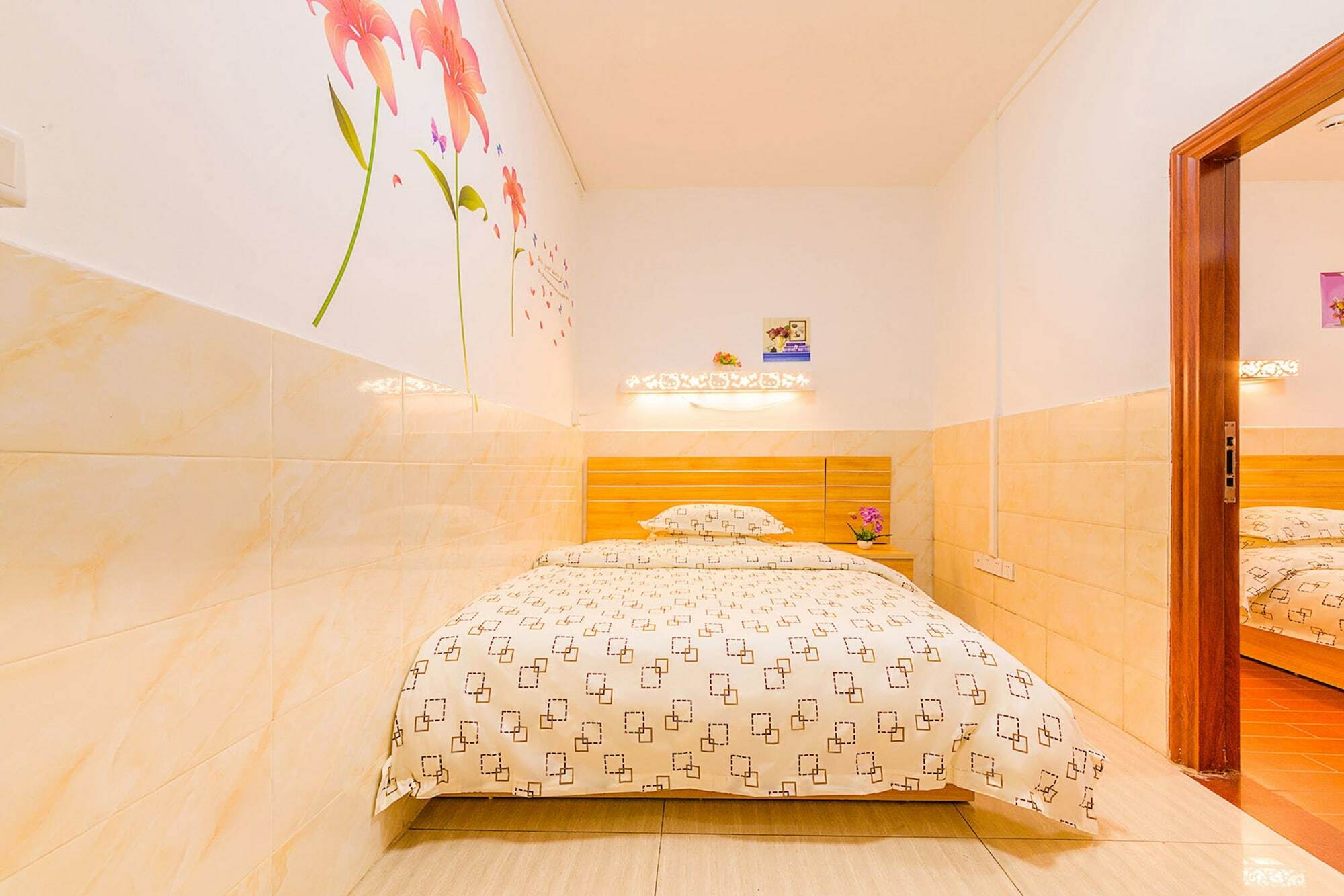 Hotel Wutongyu 3*