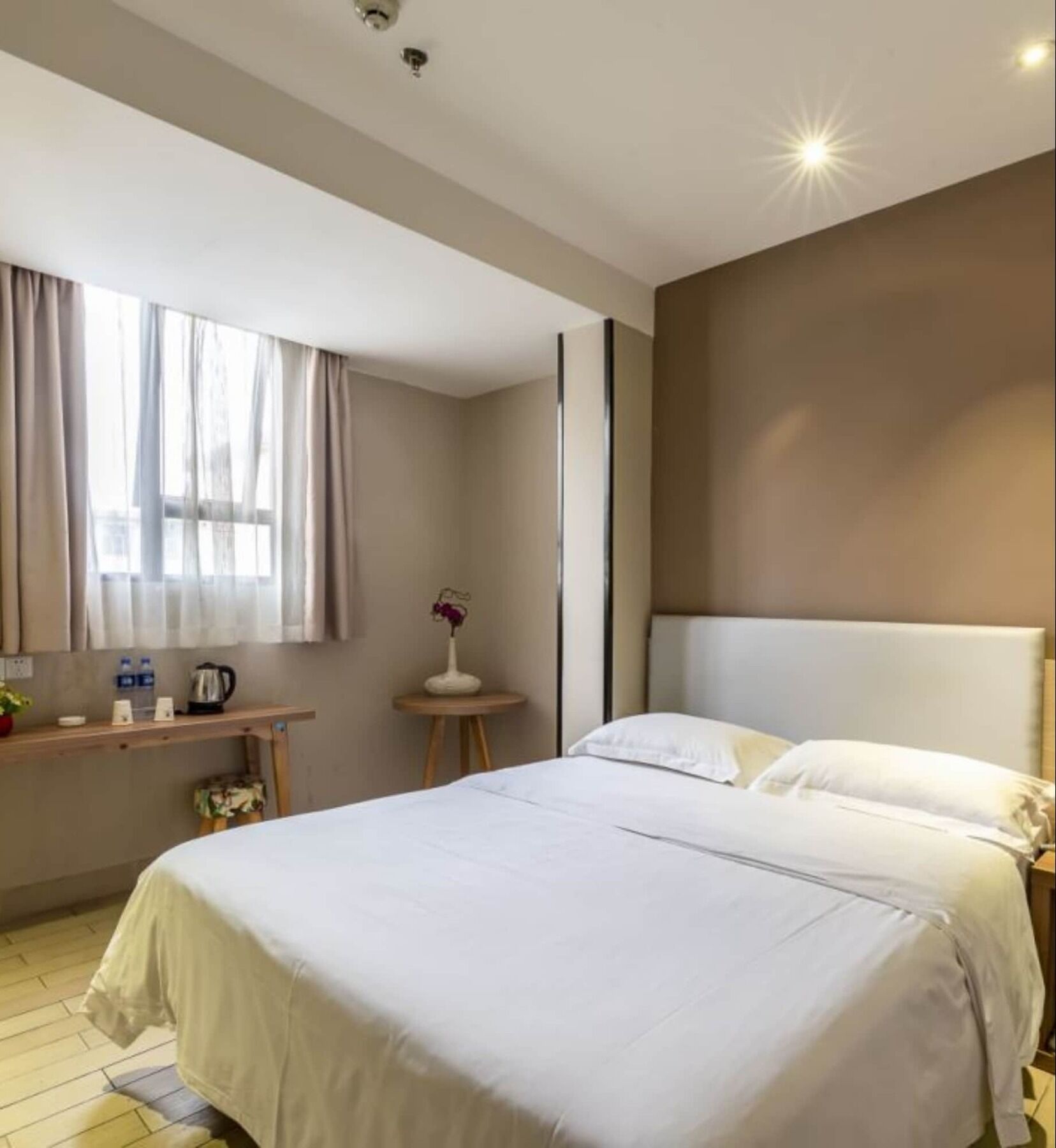 Jtour Baiyun Branch 3*