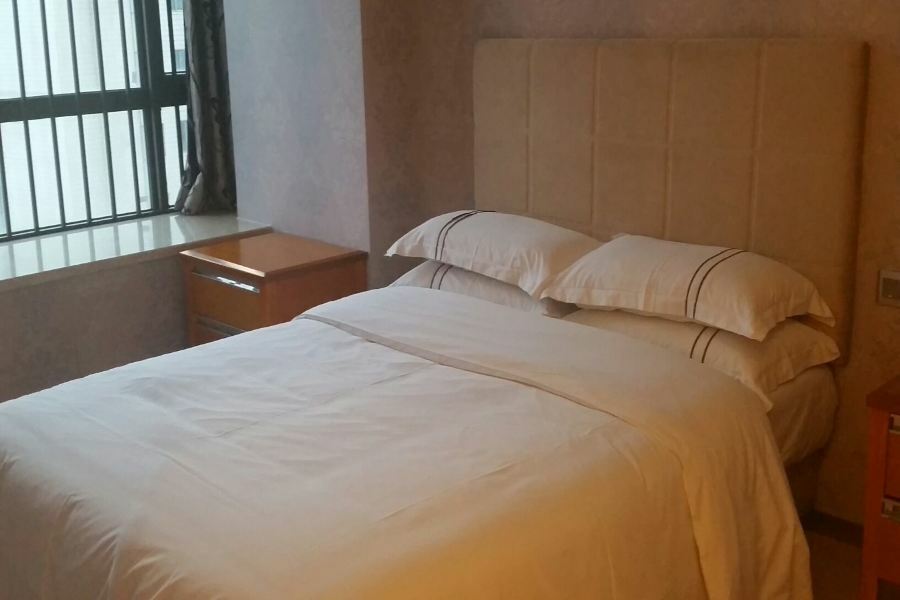 Yujiangyuan Weifudun Hotel 4*