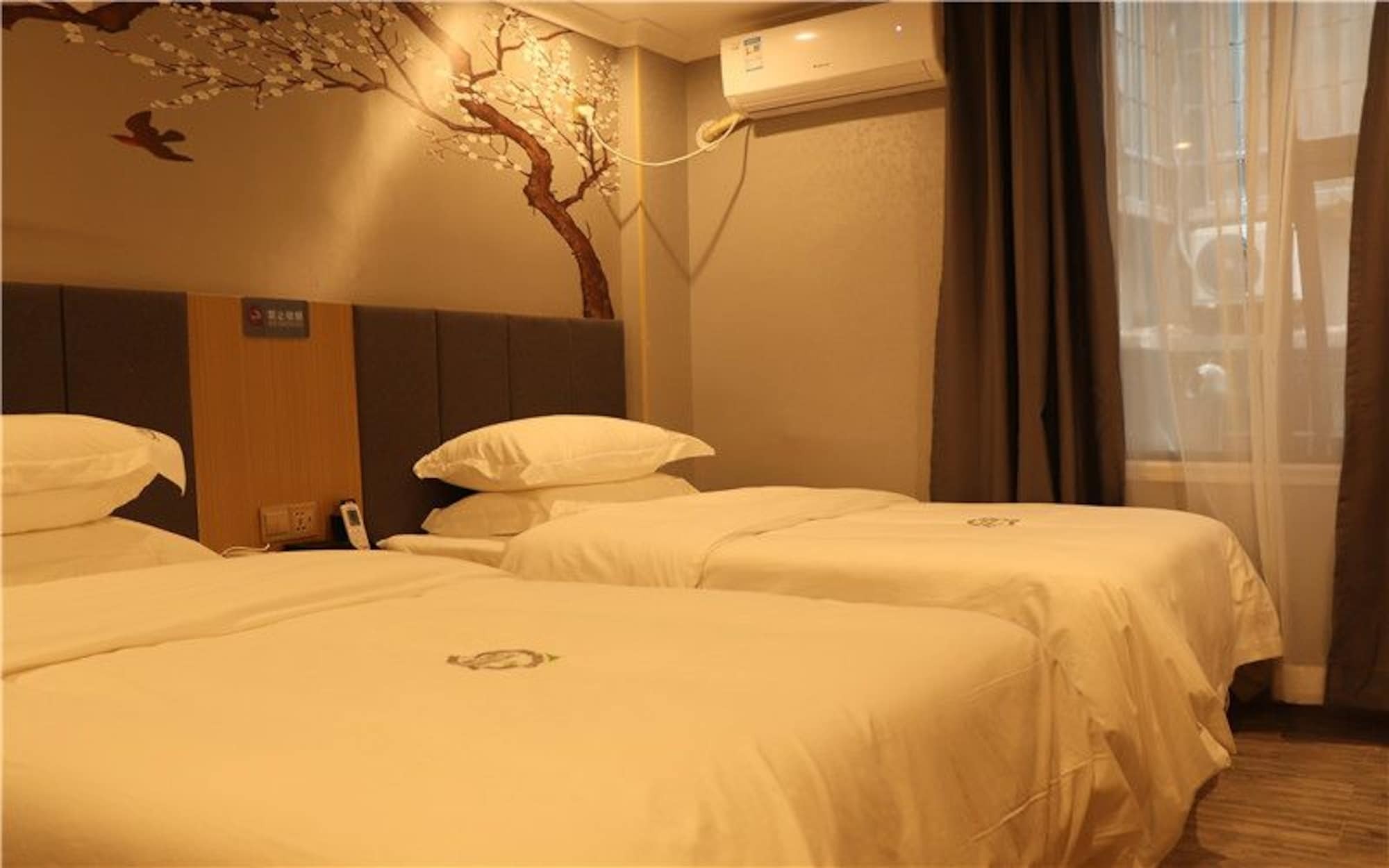 Hotel Yimi Zhongshan Eight Road Branch