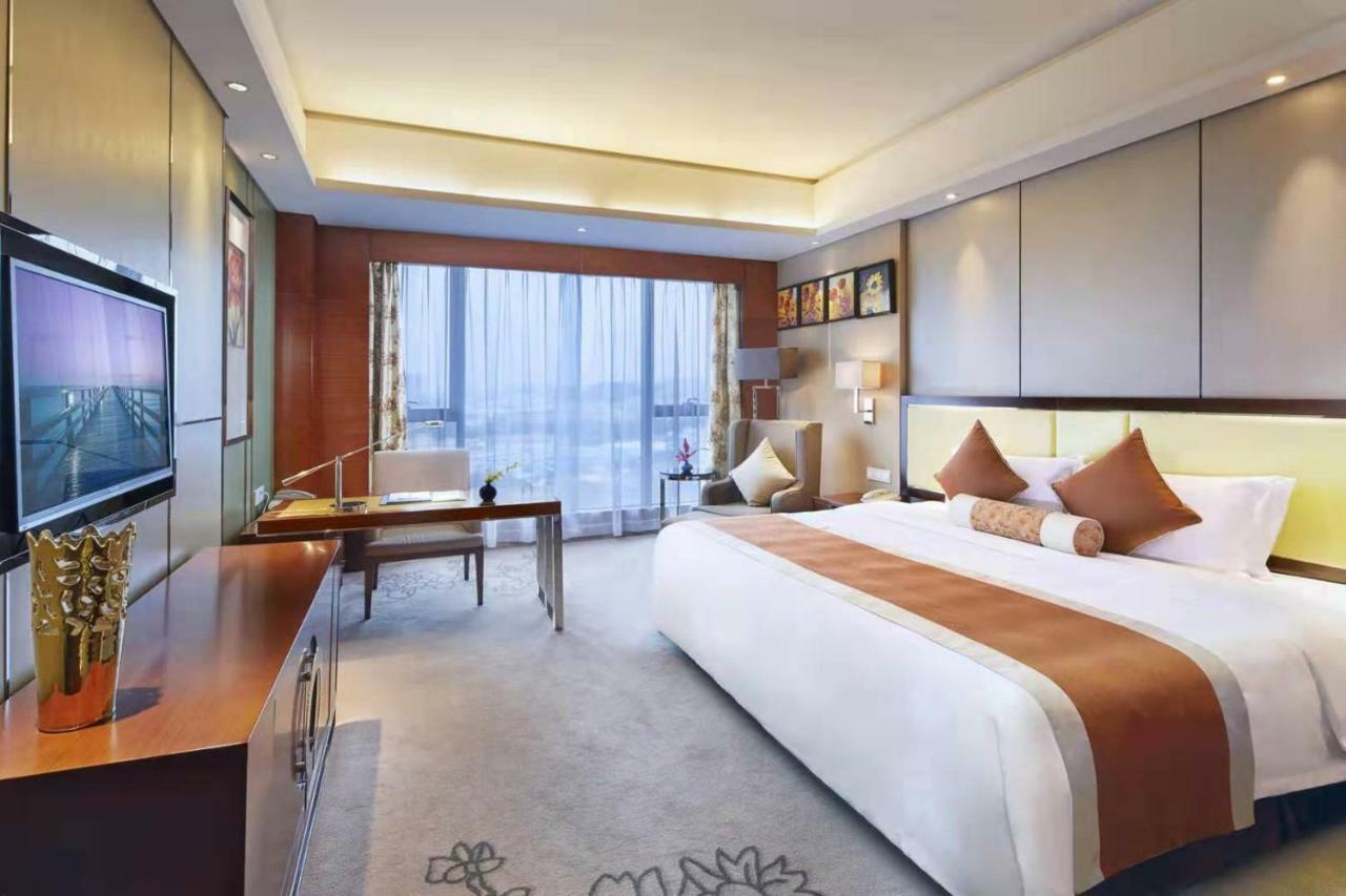 Changfeng Gloria Plaza 4* Guangzhou