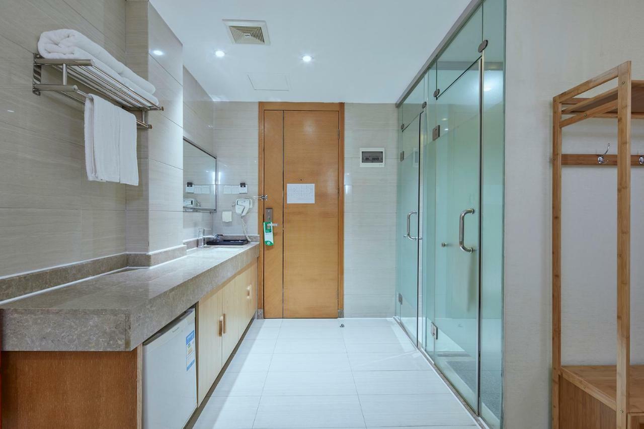 Insail 3* Guangzhou