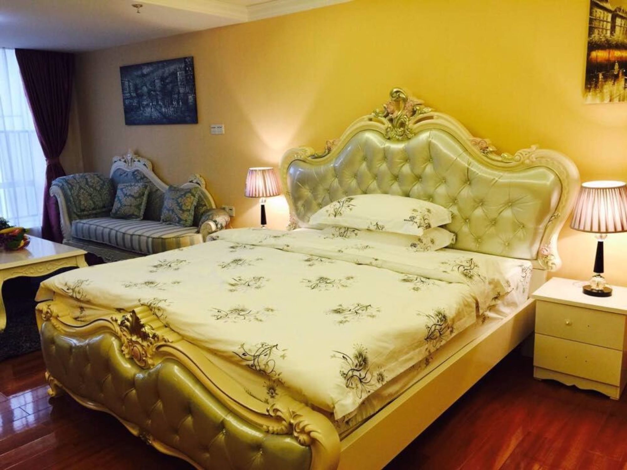 Mahattan Apartment