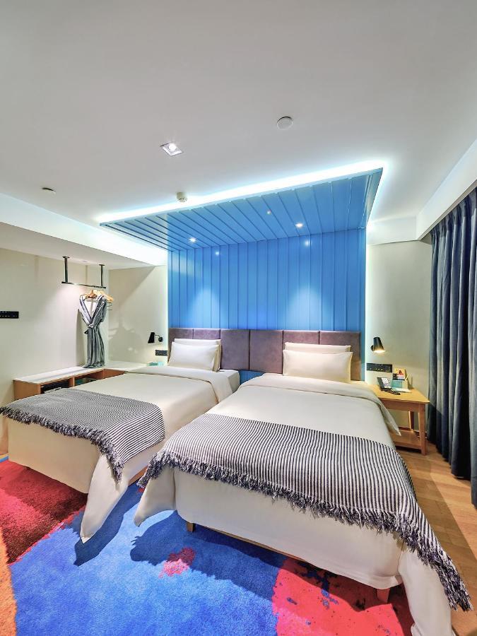 Citynote China Plaza Hotel 3*