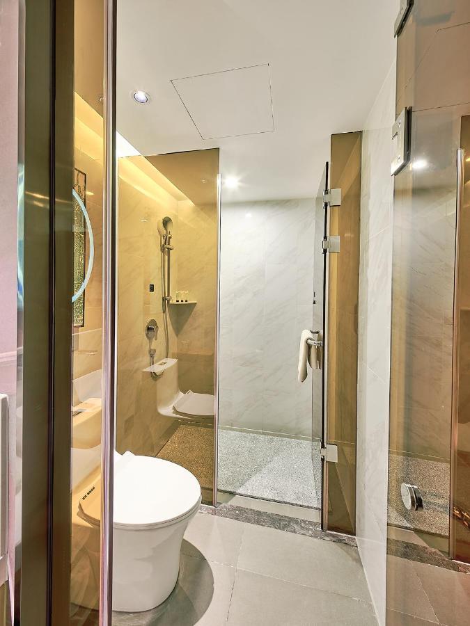 Citynote China Plaza Hotel 3*