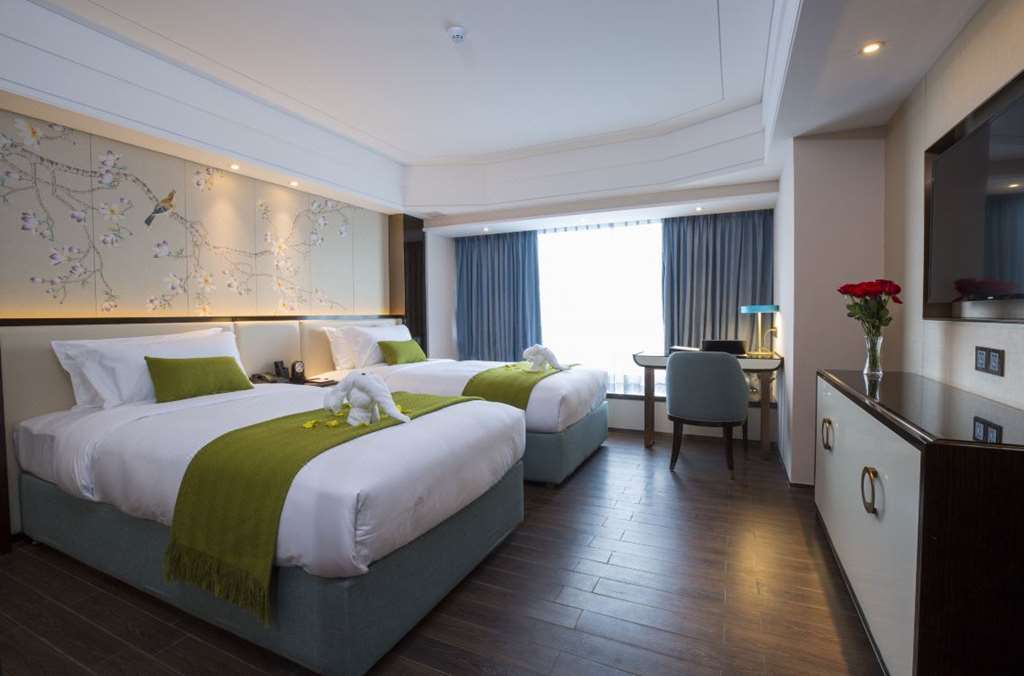 Clifford Hotel 5*