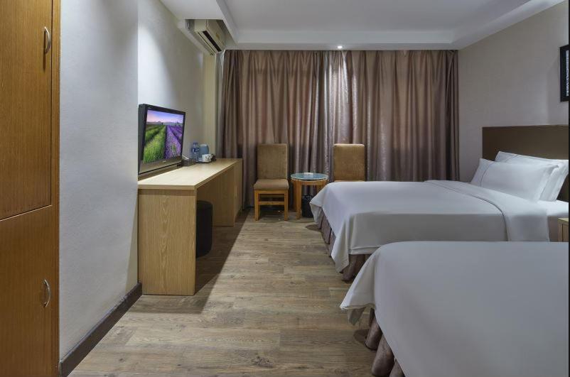 Insail Hotel 3*