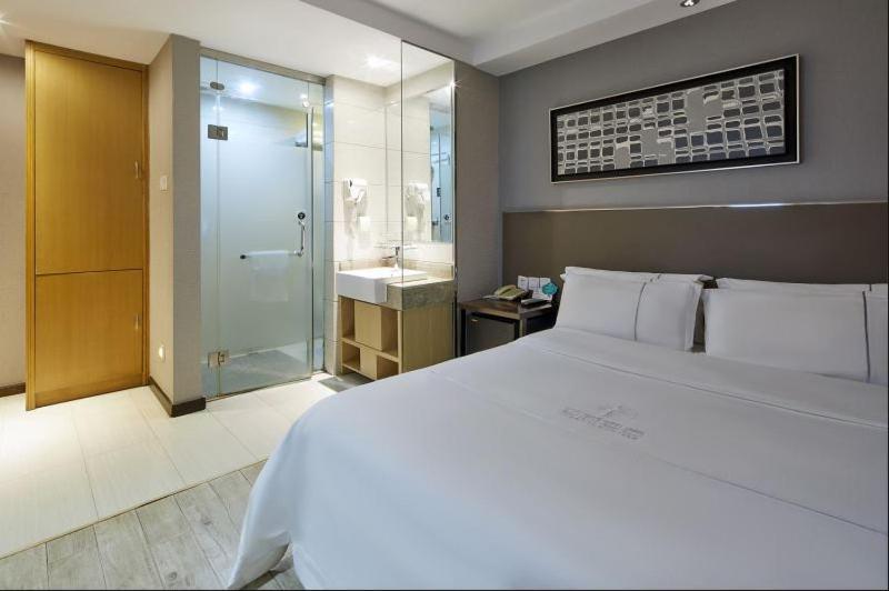 Hotel Insail 3*