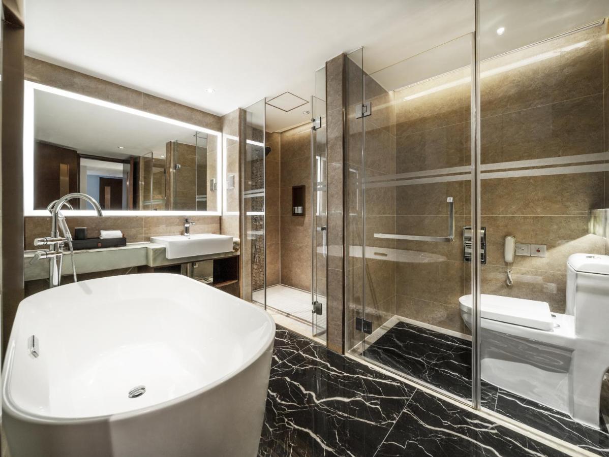 Hotel Echeng Zhujiang New Town Jinan Branch 3*