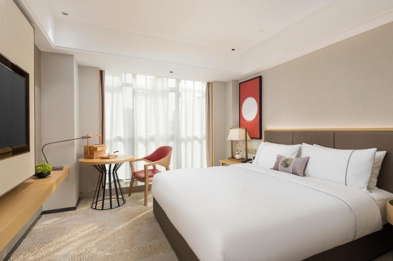 Echeng Zhujiang New Town Jinan Branch Hotel Guangzhou