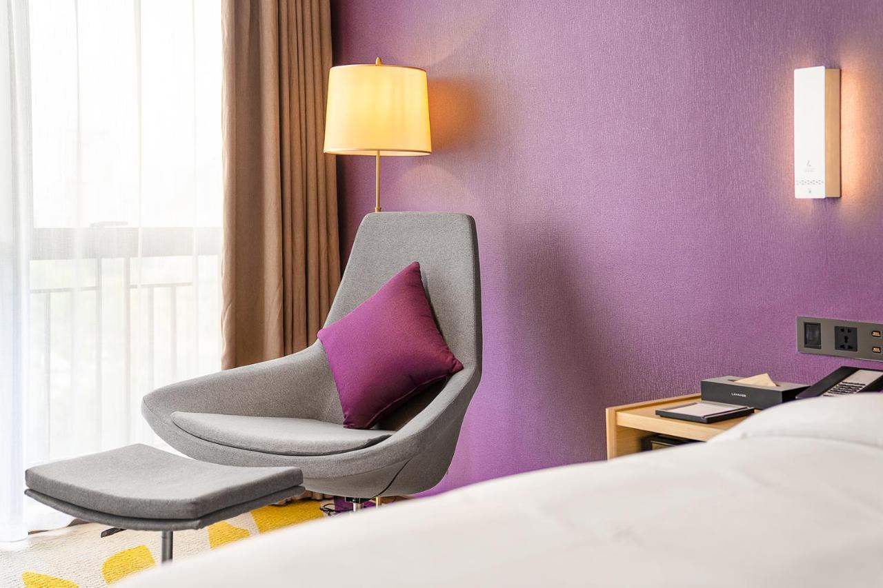 Hotel Echarm International Baiyun International Airport Huadu Plaza Branch - Free Deliver Service To Baiyun International Airport & Free Deliver Service To Fair Complex During Fair Period 4*