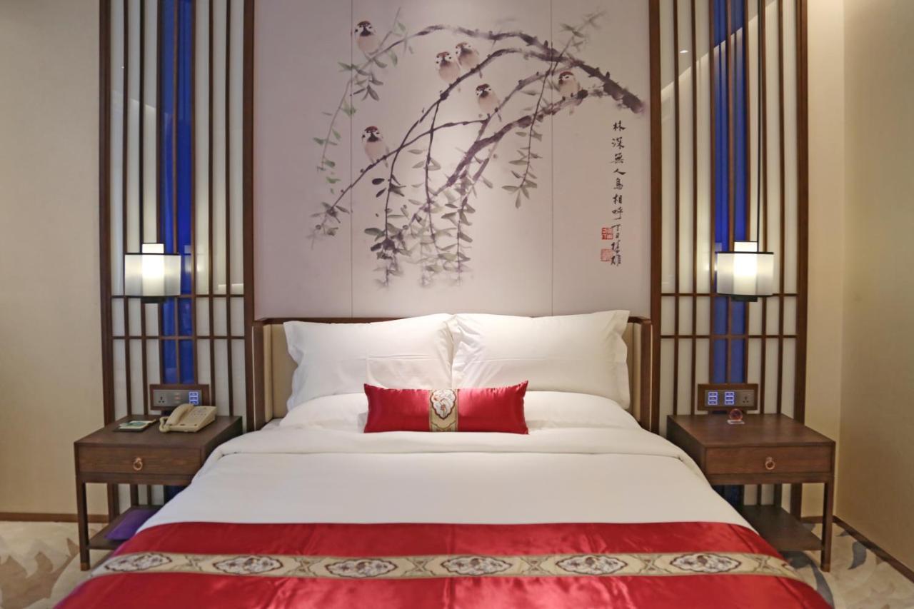 Guangdong Yingbin Hotel-free Fair Shuttle Bus Hotel Guangzhou