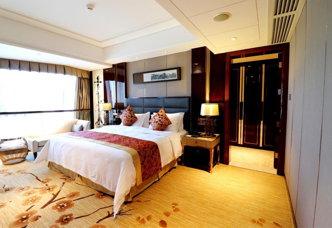 Estandon 5*