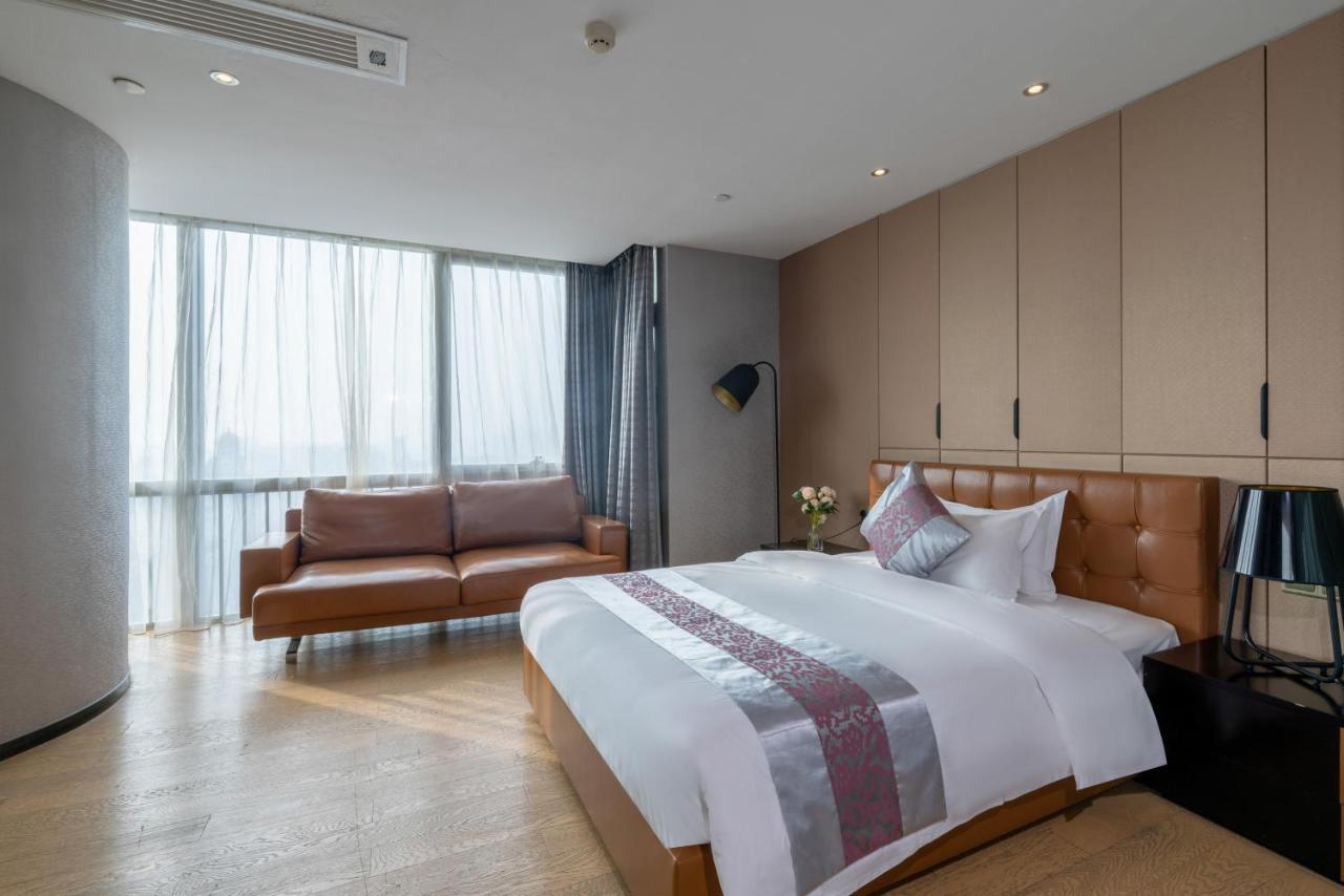 Jiajia Mix International Beijing Road Branch 4*