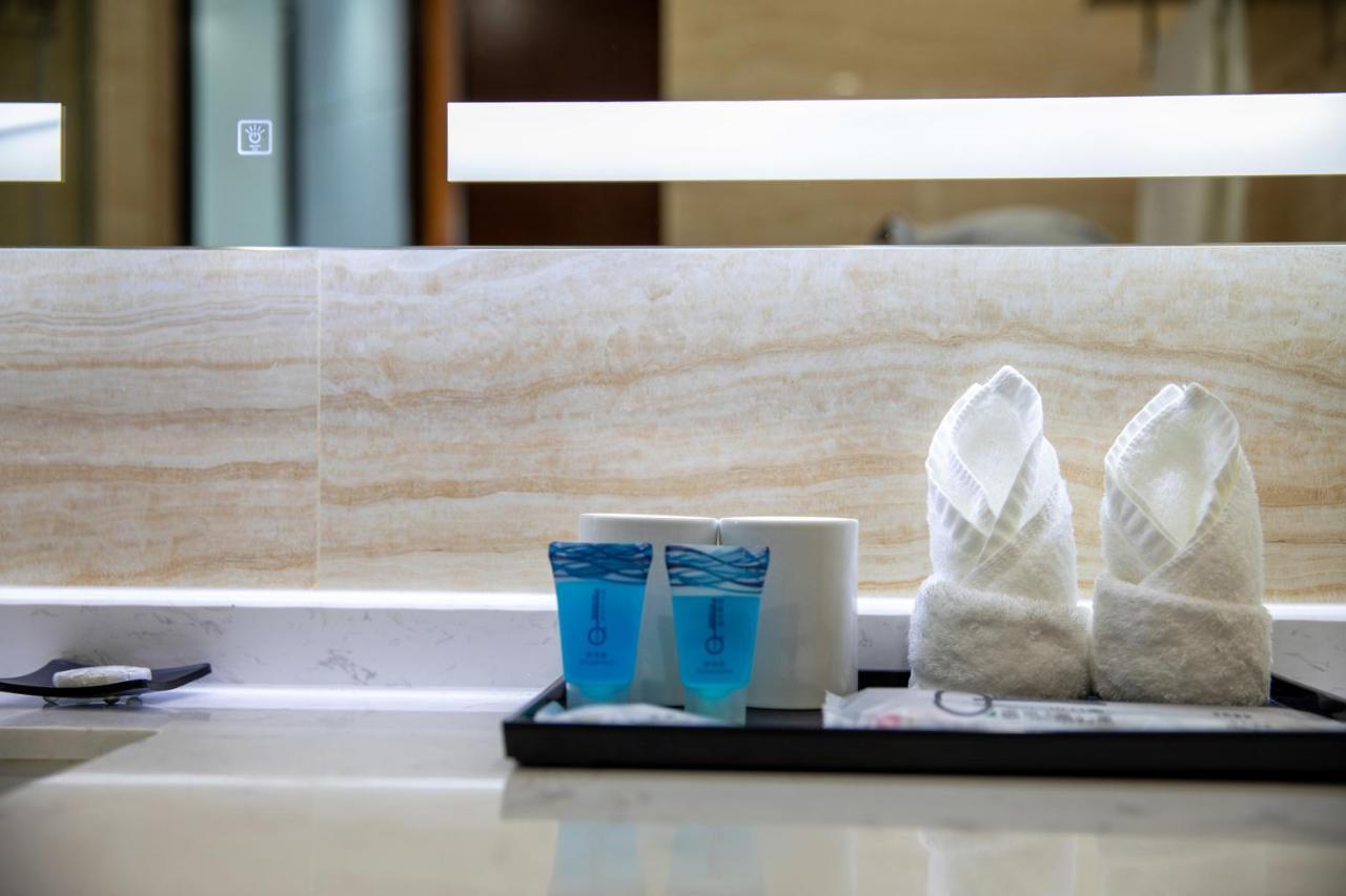 Jiajia Mix International Beijing Road Branch Hotel 4*