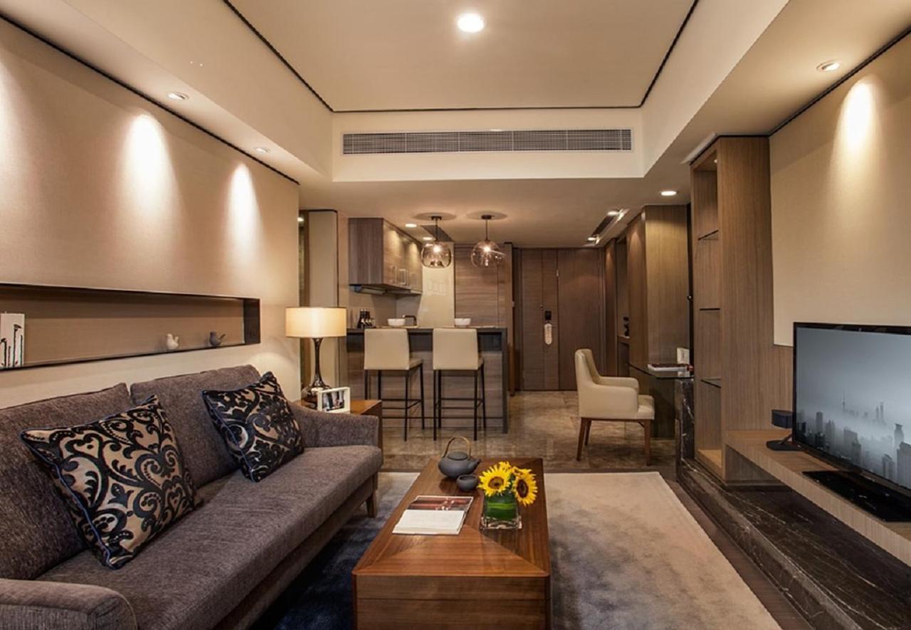 Ascott Ifc - Free Shuttle Bus For Fair