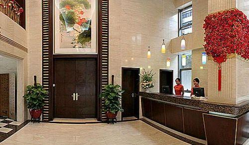 King Court Hotel