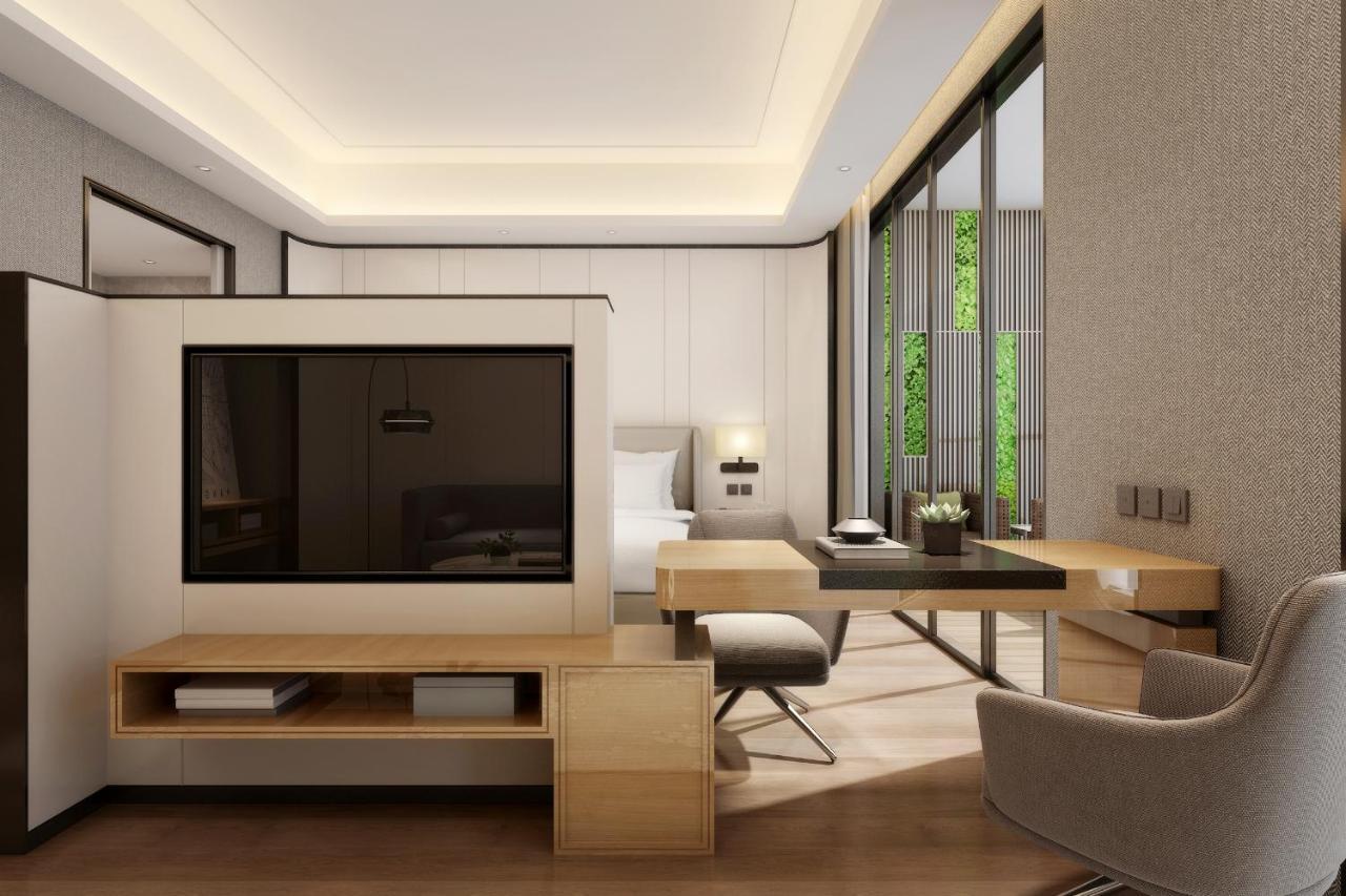 Southern Airlines Pearl Airport Hotel-canton Fair Free Shuttle Bus