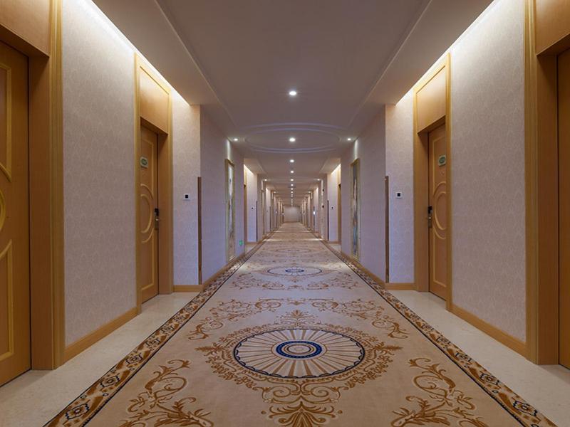 Hotel Vienna Conghua Jiangpu East Huanshi Road 3*