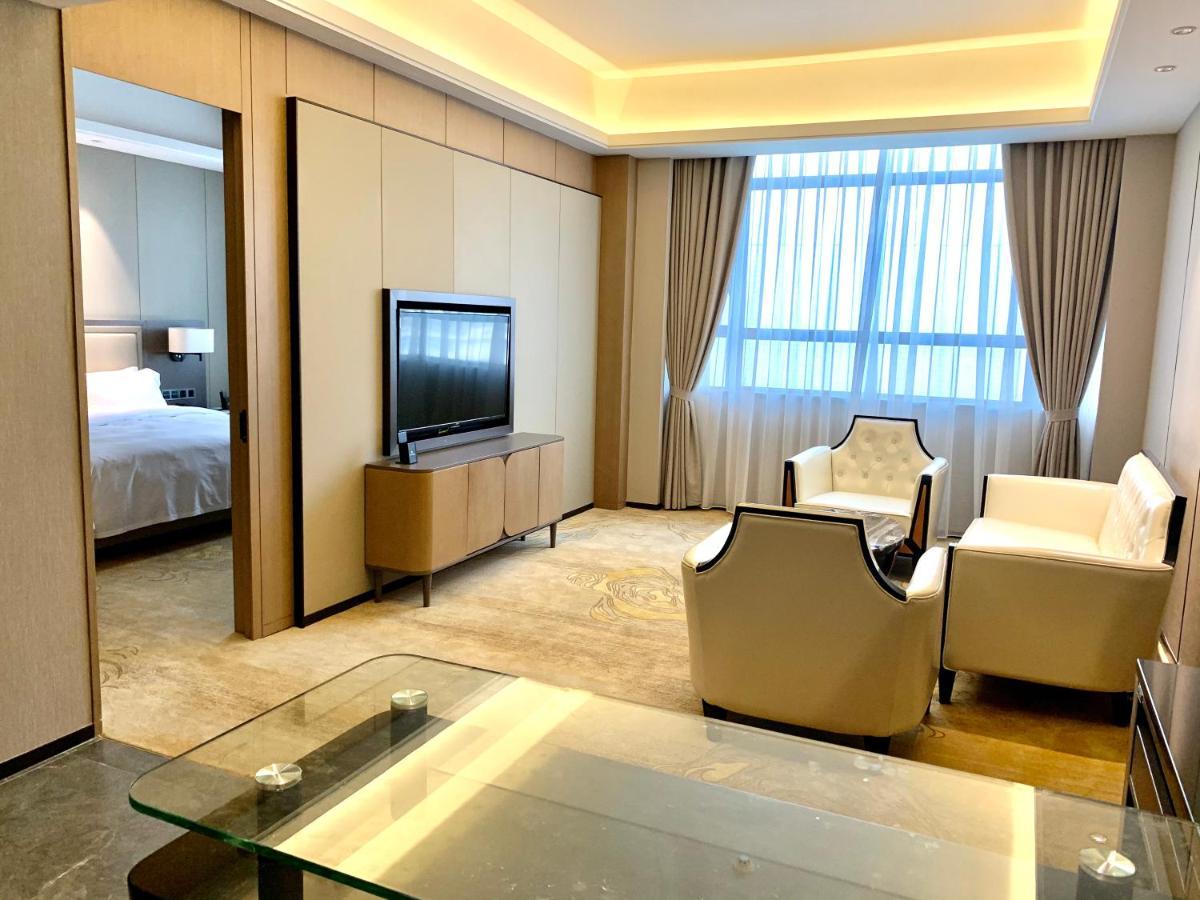 Southern Airlines Pearl Airport Hotel-canton Fair Free Shuttle Bus Guangzhou