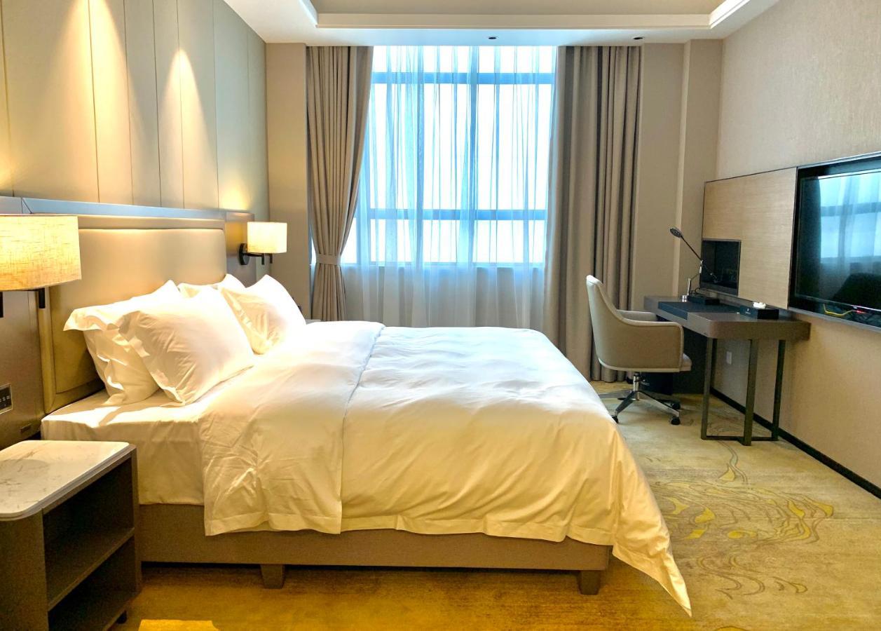 Southern Airlines Pearl Airport Hotel-canton Fair Free Shuttle Bus Hotel