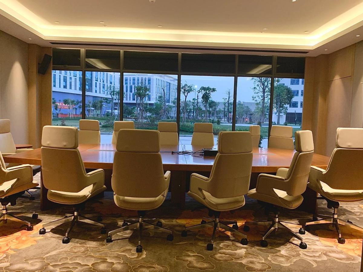 Southern Airlines Pearl Airport Hotel-canton Fair Free Shuttle Bus Hotel 5*