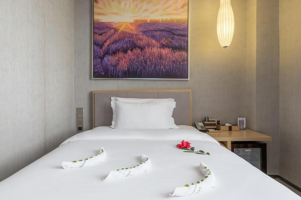 Lavande Baiyun International Airport Branch 3*