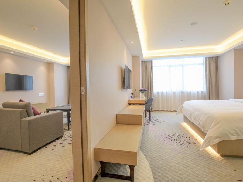 Lavande Hotels-foshan Bijiang Light Rail Country Garden Headquarters 3*