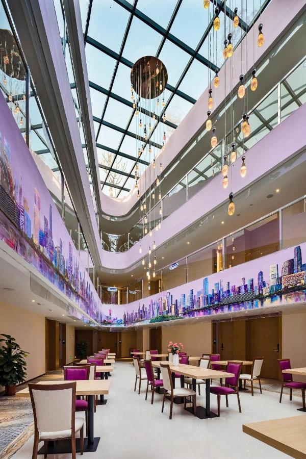 Lavande Hotels-guangzhou Fangcun Jiaokou Metro Station Hotel