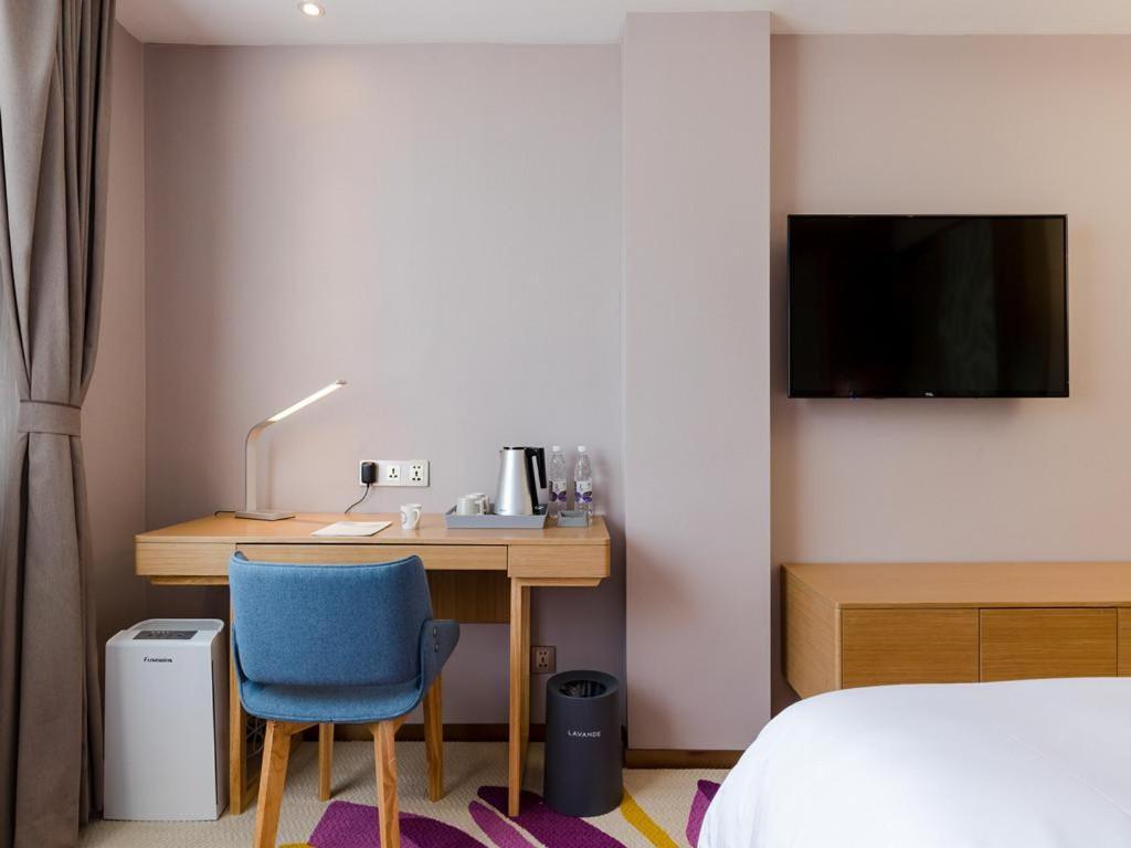 Lavande Hotels-guangzhou Fangcun Jiaokou Metro Station Hotel 4*
