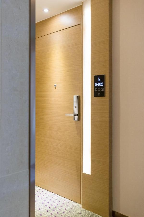 Hotel Lavande Hotels-guangzhou Fangcun Jiaokou Metro Station 4*