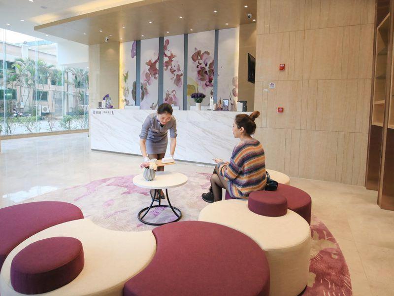 Lavande Hotels-foshan Bijiang Light Rail Country Garden Headquarters 3*