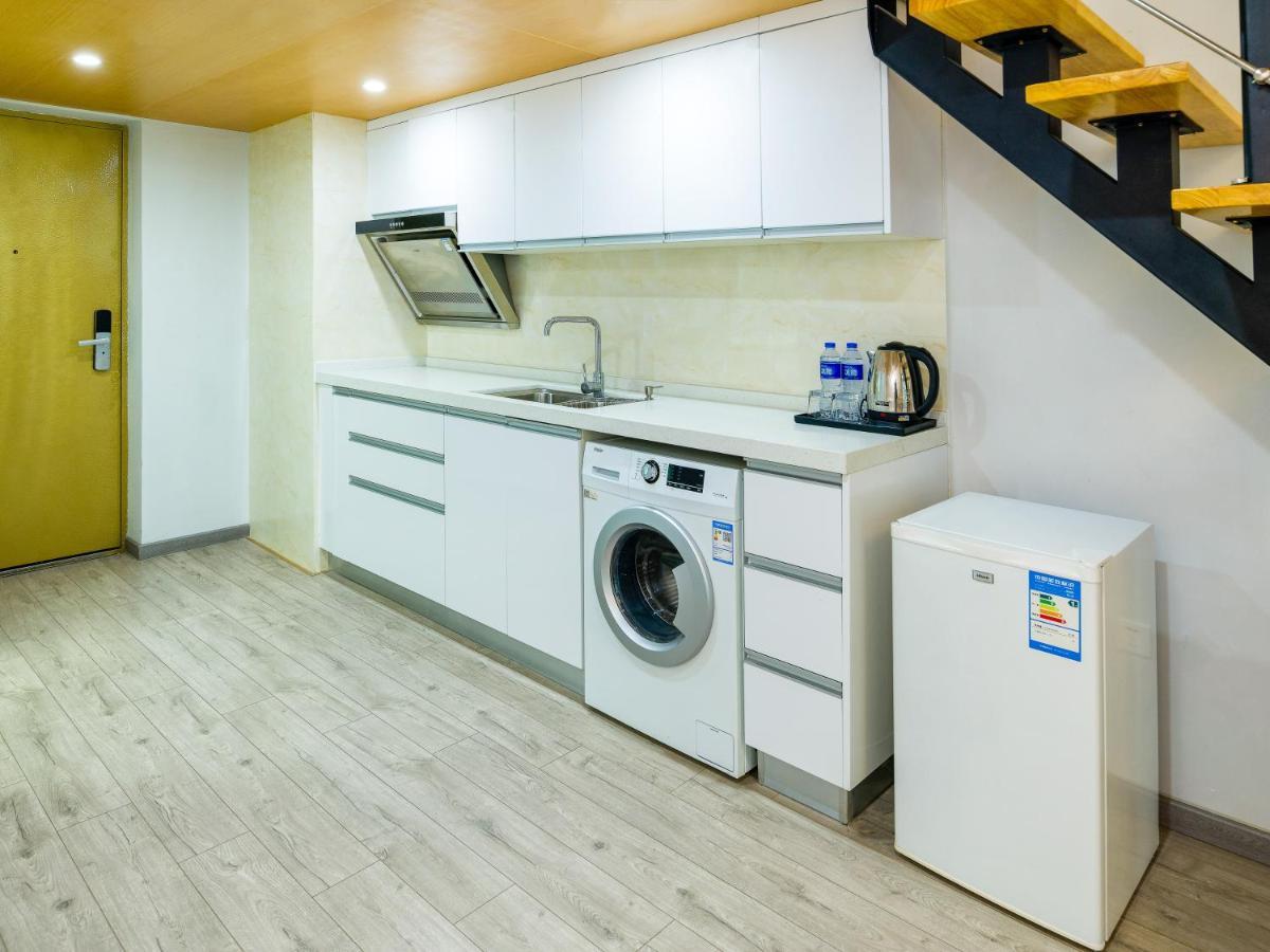 Apartment April Fair Duplex South Railway Station Ao Yuan Yue Shi Dai Branch *