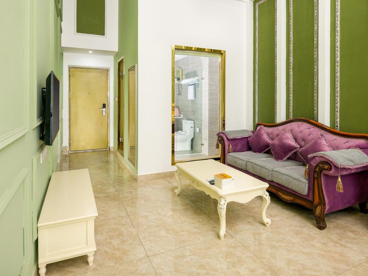 Apartment April Fair Duplex South Railway Station Ao Yuan Yue Shi Dai Branch