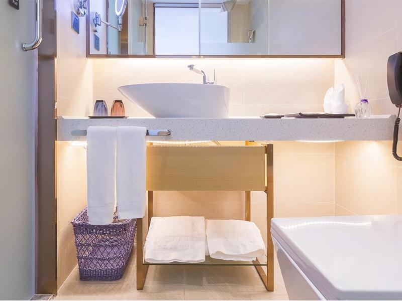 Lavande Yingbin Road Branch Xiajiao Metro Station Hotel Guangzhou