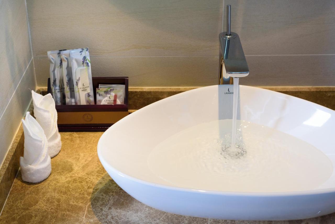 Lavande Yingbin Road Branch Xiajiao Metro Station Hotel 3*